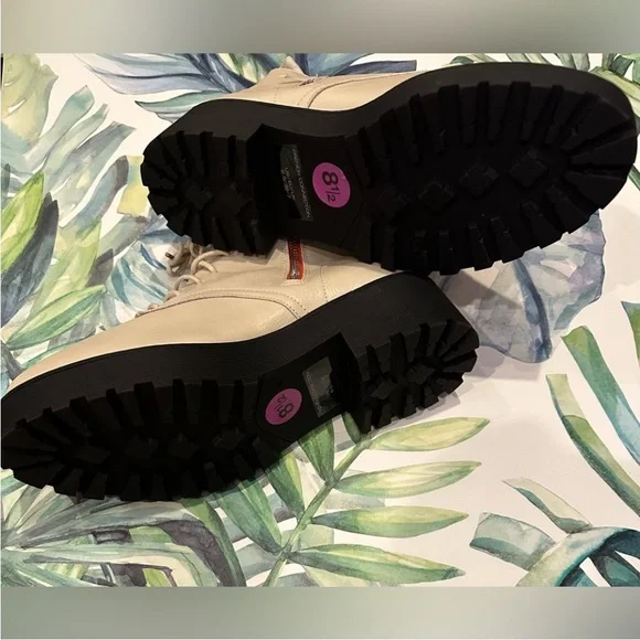 French Connection Grace boots sz 8.5 - NWT - Picture 3 of 5